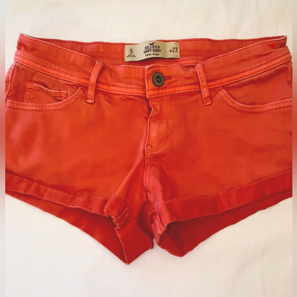 Women’s Hollister Salmon Pink Short Short Low Rise Cuffed Hem Shorts Size 5/ 27